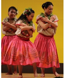 堂々と踊るリコ | ドレス