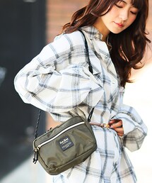 DEVICE | ★インスタグラマー 大塚真理子 着用アイテム★Cross Charm 高密度ナイロン ミニショルダーバッグ(ショルダーバッグ)