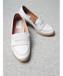 enchanted | enchanted(エンチャンテッド）白パンプス(パンプス)