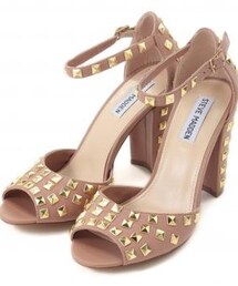 STEVE MADDEN | ピンクベージュ ピラミッドスタッズサンダル(サンダル)