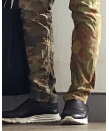 HIROSHI TSUBOUCHI | スリッポン