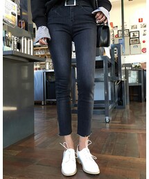 ナチュラルカットオフクロップド丈パンツ(デニムパンツ)