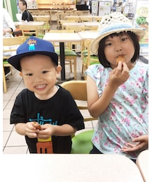 📷手羽先フェス🐔小窓参加🏠 | 手羽先をフードコートで食べる２人💑(その他)