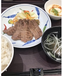 厚切り牛タン定食👅 | キッチンツール