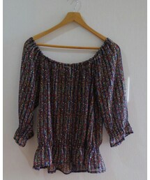 ELLE | 15年位前に購入☆当時かなりヘビロテ🎵ちょい透け感が涼しげ✨(トップス)