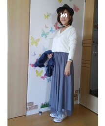 アウターなしver. | 白Vネックニット＋グレーチュールスカートでシンプルに✨(その他)