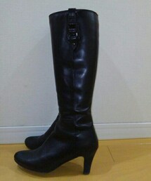 DIANA | ４年前に購入☆昔履いてたブーツ、産後太ももパンパンで入らず(ブーツ)