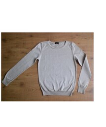 trikoton | trikoton ニット

様々な音や、音楽の譜面、人の声をニットのパターンに織り込んであるベルリン発のニット。

シンプルな中でのアプローチや、ユーモアは繊細。



(ニット/セーター)