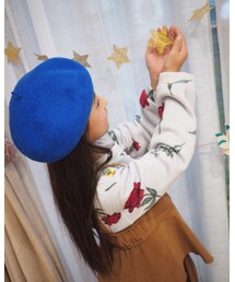 akala ono | トップスが青みがかってるので青の帽子に(ハンチング/ベレー帽)