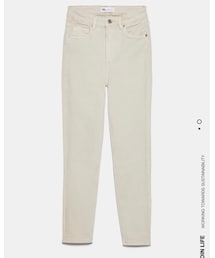 ZARA | ハイライズスキニーデニムパンツ￥2990(デニムパンツ)