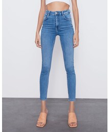 ZARA | ハイライズスカルプトデニムパンツ¥4990(デニムパンツ)