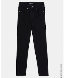 ZARA | ハイライズスキニーデニムパンツ￥2990(ブラック)(デニムパンツ)