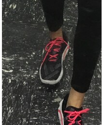 UNDER ARMOUR | スニーカー