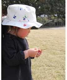 横下向き | ハット