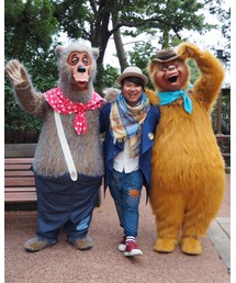 カントリーベアの熊さん達に挟まれた🐻 | その他