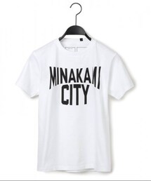 MofM(manofmoods) | MINAKAMI CITY ギフトT 

www.manofmoods.com(Tシャツ/カットソー)