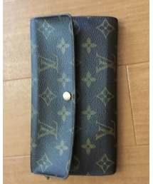 LOUIS VUITTON | 財布