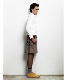 Jason | Box cut beige shorts with skull embroidered pocket(その他パンツ)