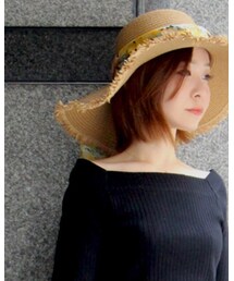 分かりにくいけどスカーフ巻いてます | 帽子