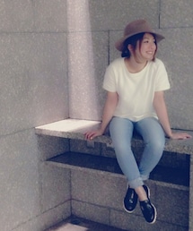 KariAng | かれこれ7年はいている。
ストレッチがないので太れない。。。(デニムパンツ)