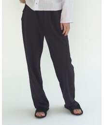 URU | スラックス