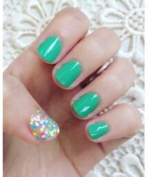 今日のネイル🐸 | ドレスの色(襟と背中)と合わせて♪(ハンドケア/ハンドクリーム)