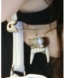 GIVENCHY | ブローチ/コサージュ