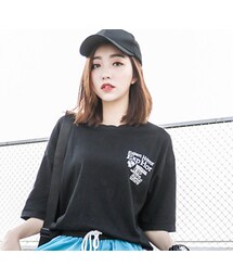 ゆったりとした黒い半袖(Tシャツ/カットソー)
