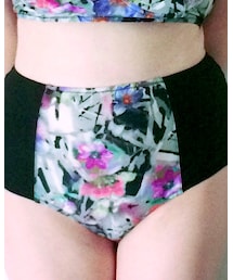 Unique Thrift | 水着