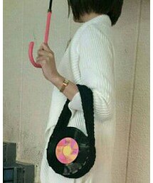 logu | bagu
(ハンドバッグ)