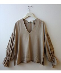 Vネック　バルーンスリーブブラウス(シャツ/ブラウス)