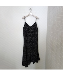 ランダムドット　アシンメトリーワンピース(ワンピース)