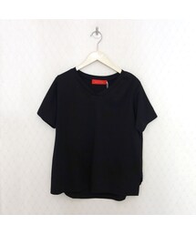 LILLY LYNQUE VネックTシャツ(Tシャツ/カットソー)