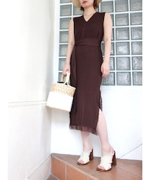 TORRAZZO DONNA　フリンジリブニットワンピース(ワンピース)