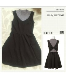 JILL by JILL STUART | 重ね着風ワンピース。

黒のワンピ部分はスウェット生地で着心地がいい◎(ワンピース)