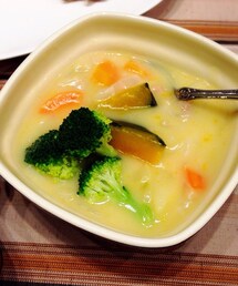 不明 | かぼちゃ🎃入りシチュー
(その他)