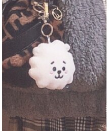 BT21 | チャーム