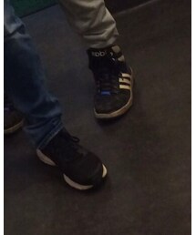 adidas | スニーカー