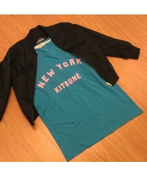 ブルゾン ...g.v.g.v ×UNIQLO
T シャツ... MAISON KITSUNE (ブルゾン)