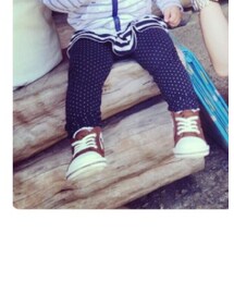 benefit | スニーカー