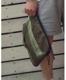 BRIEFING | クラッチバッグ