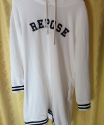 Honeys | 年末年始のハニーズのバーゲンで一目惚れして買ってもらいました😊
あったかいし、なんでも似合うので気に入ってます😊💕(ワンピース)