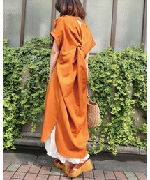 後ろ姿🧡 | ワンピース/ドレス