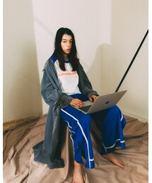 A LITTLE TOO SERIOUS | トレンチコート