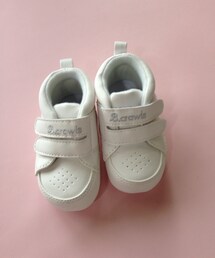 西松屋 | スニーカー
ベルクロ
2055100643303、Fシューズ2本ベルトN(スニーカー)