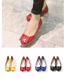 スクエアライン装飾フラットシューズ(パンプス)