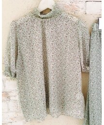 Crisp | トップス