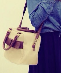 andnavyのリボンcubeバッグ♡
http://titivate.jp/fs/serve/jxc0408/(ショルダーバッグ)