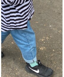 WHITE | デニムパンツ