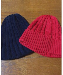 SENSE OF PLACE by URBAN RESEARCH | 左:古着／右:SENSE OF PRICE(ニットキャップ/ビーニー)